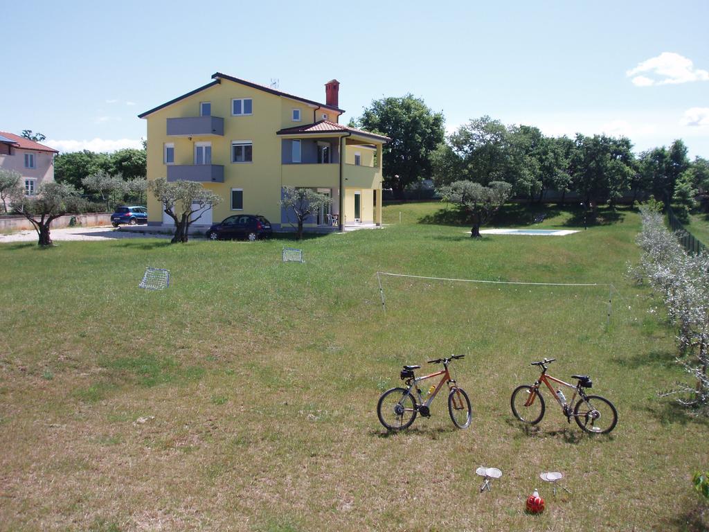 Villanova Apartments Porec Luaran gambar