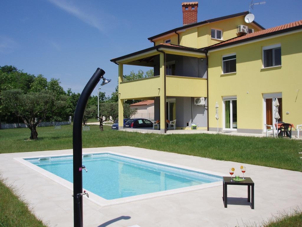 Villanova Apartments Porec Luaran gambar